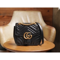 ���� ���� ũ�ν��� 393-0980-0432 <br><hr>������ : 18 * 15 * 8cm #���� #ũ�ν��� #���� #����� #����ũ�ν��� #���ڰ��� #����ũ�ν��� #�����ũ�ν��� <br><hr>#PNU09 <br><hr>�ֹ��忡 ������, ������ �޸��� �ּ���^^ <br>(ī���� LUX)