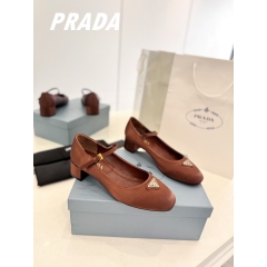 ���� ����� �޸����� ���� 536-0370-0168 ��4cm <br><hr>������ : 35~39 #�Ź� #�޸����� #���� #����� #�޸����α��� #����ٸ޸����� #����ٱ��� #����ٸ޸����α��� #����ٽŹ� #���ڽŹ� #���ڸ޸����� #���ڱ��� #����ٿ��ڱ��� #����ٿ��ڸ޸����� <br><hr>#PNU09 <br><hr>�ֹ��忡 ������, ������ �޸��� �ּ���^^ <br>(ī���� LUX)