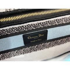 ���� ��� ��Ʈ�� ����� 404-0000-0000 Butterfly ���̵� ��� <br><hr>������ : 24x 20x 11cm #���� #��Ʈ�� #����� #��� #��Ʈ������ #�����Ʈ�� #��ü���� #�����Ʈ������ #��ð��� #���ڰ��� #������Ʈ�� #���ڼ���� #��ÿ��ڼ���� #��ÿ�����Ʈ�� <br><hr>#PNU08 <br><hr>�ֹ��忡 ������, ������ �޸��� �ּ���^^ <br>(ī���� LUX)