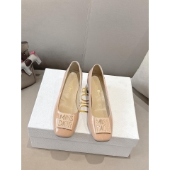 ���� ��� ���� 675-0290-0164 <br><hr>������ : 35~39 #�Ź� #���� #��� #��ýŹ� #��ñ��� #���ڽŹ� #���ڱ��� #��ÿ��ڱ��� <br><hr>#PNU09 <br><hr>�ֹ��忡 ������, ������ �޸��� �ּ���^^ <br>(ī���� LUX)