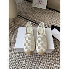 ���� ������ ���� 745-0000-0000 <br><hr>������ : 35~41 #�Ź� #���� #������ #�������Ź� #���������� #���ڽŹ� #���ڷ��� #���������ڷ��� <br><hr>#PNU09 <br><hr>�ֹ��忡 ������, ������ �޸��� �ּ���^^ <br>(ī���� LUX)